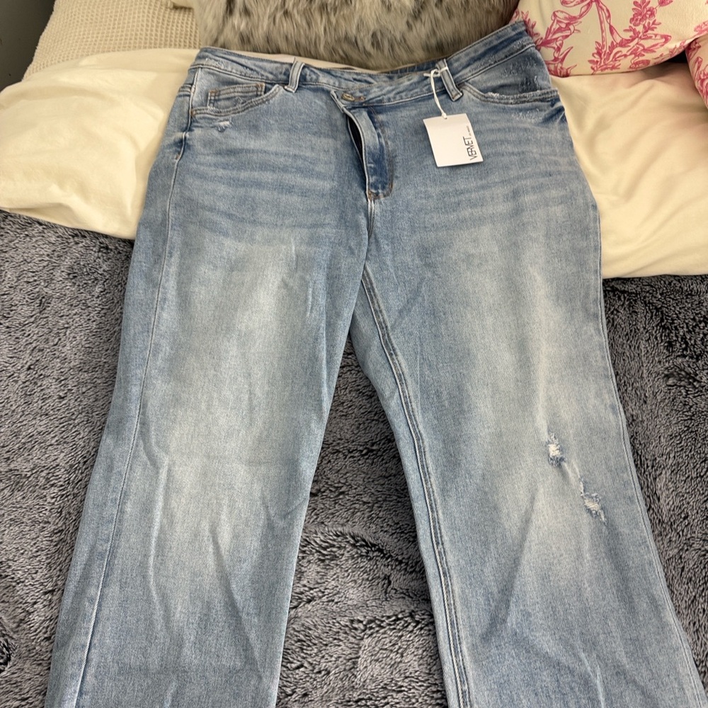 VERVET BY FLYING MONKEY Light Blue Straight Leg Jeans